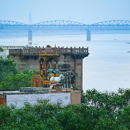 Ganga Darshanam Guesthouse At Dashashwamedh Ghat Varanasi Esterno foto