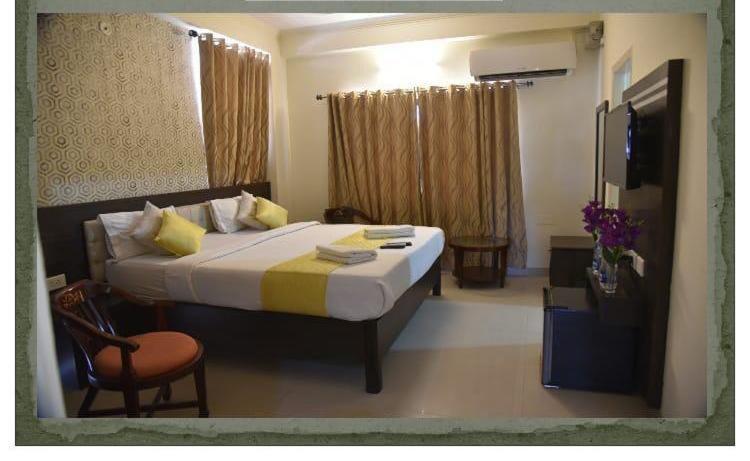 Ganga Darshanam Guesthouse At Dashashwamedh Ghat Varanasi Esterno foto